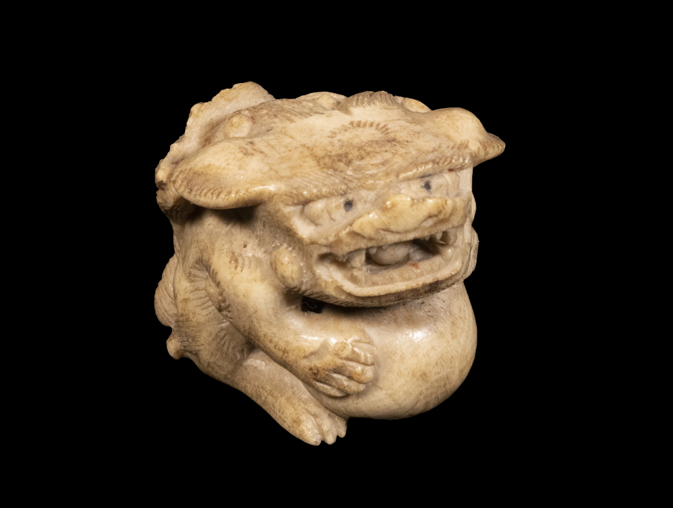 JAPANESE STAG ANTLER NETSUKE,