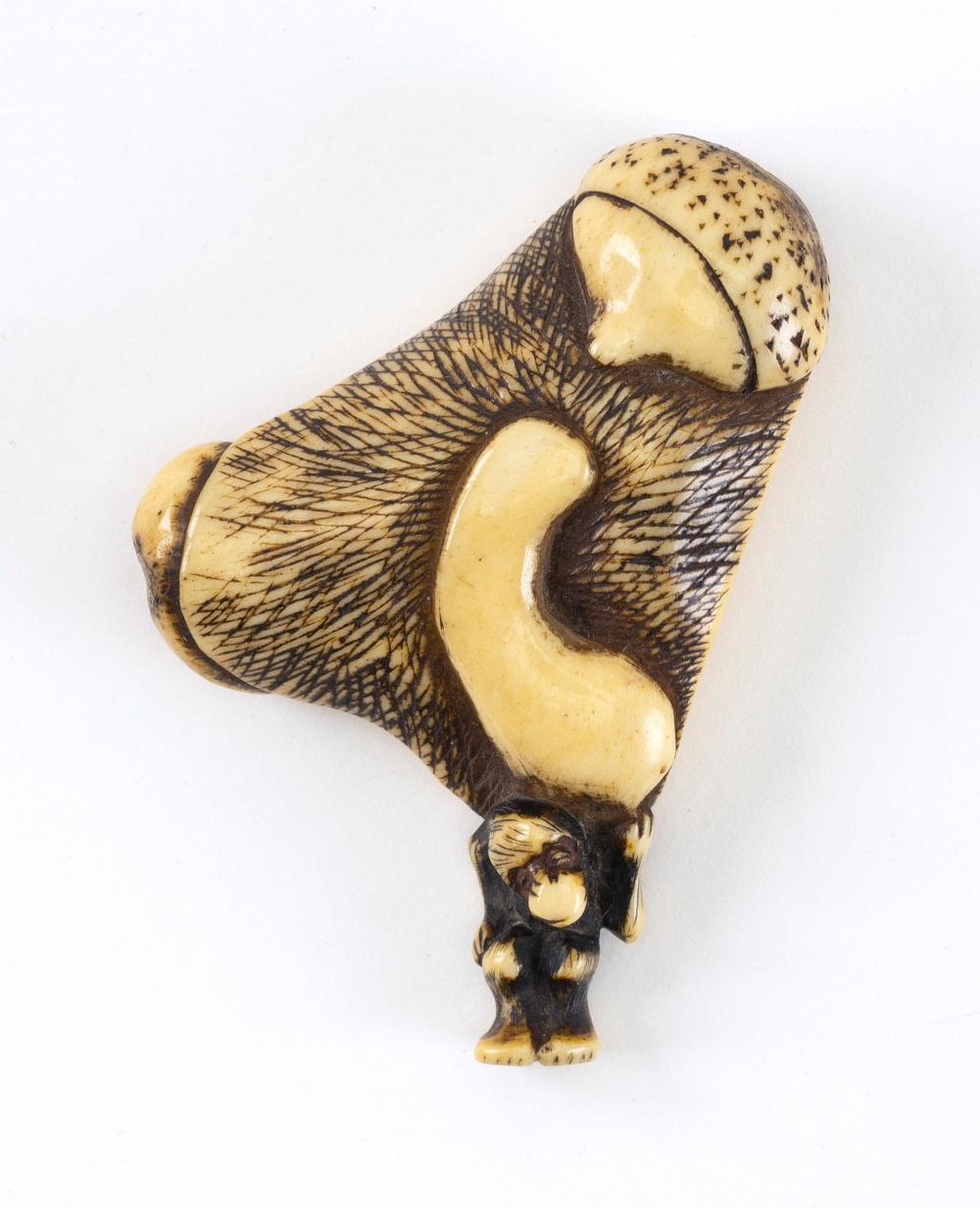 JAPANESE STAG ANTLER NETSUKE