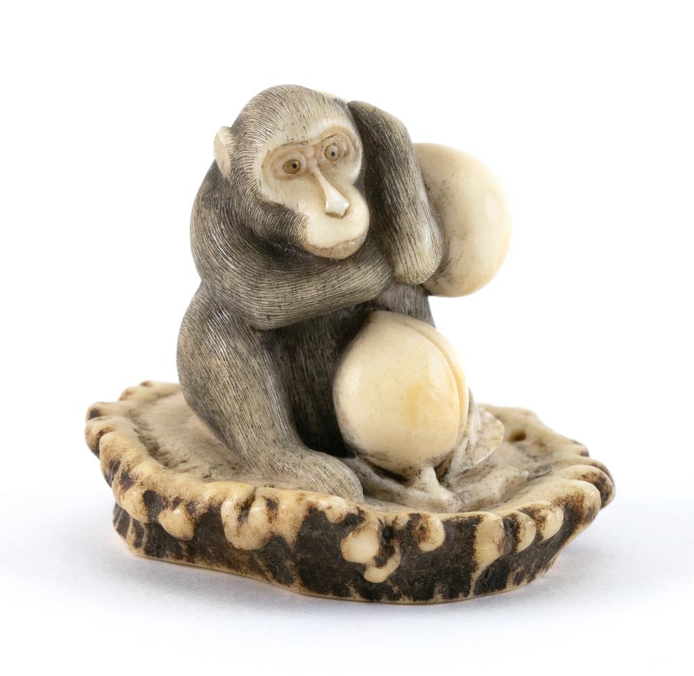 JAPANESE STAGHORN NETSUKE SIGNED