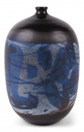 JAPANESE STUDIO POTTERY VASE I