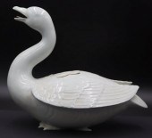 JAPANESE SWAN FORM PORCELAIN I