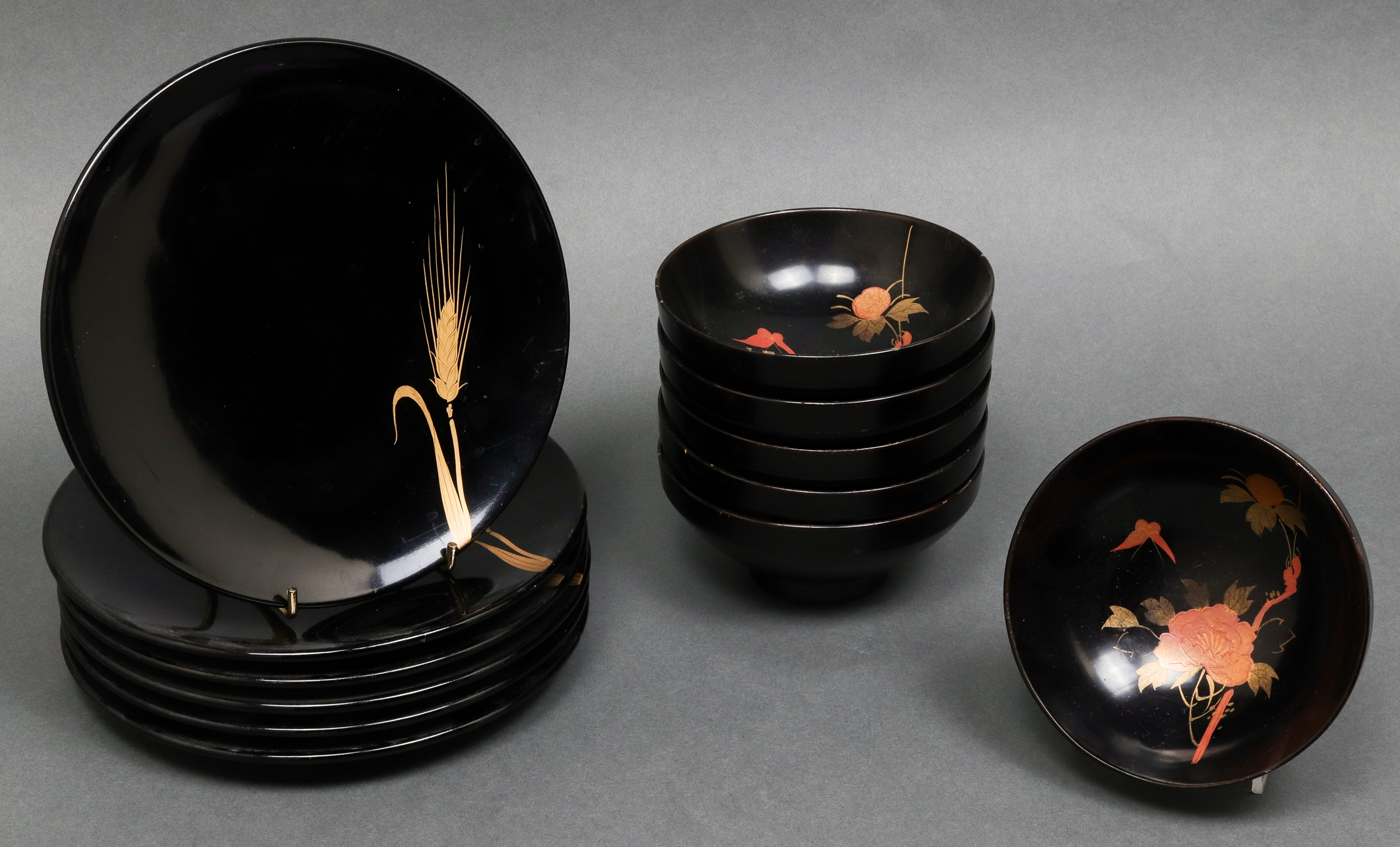 JAPANESE WOOD LACQUERED PLATES &