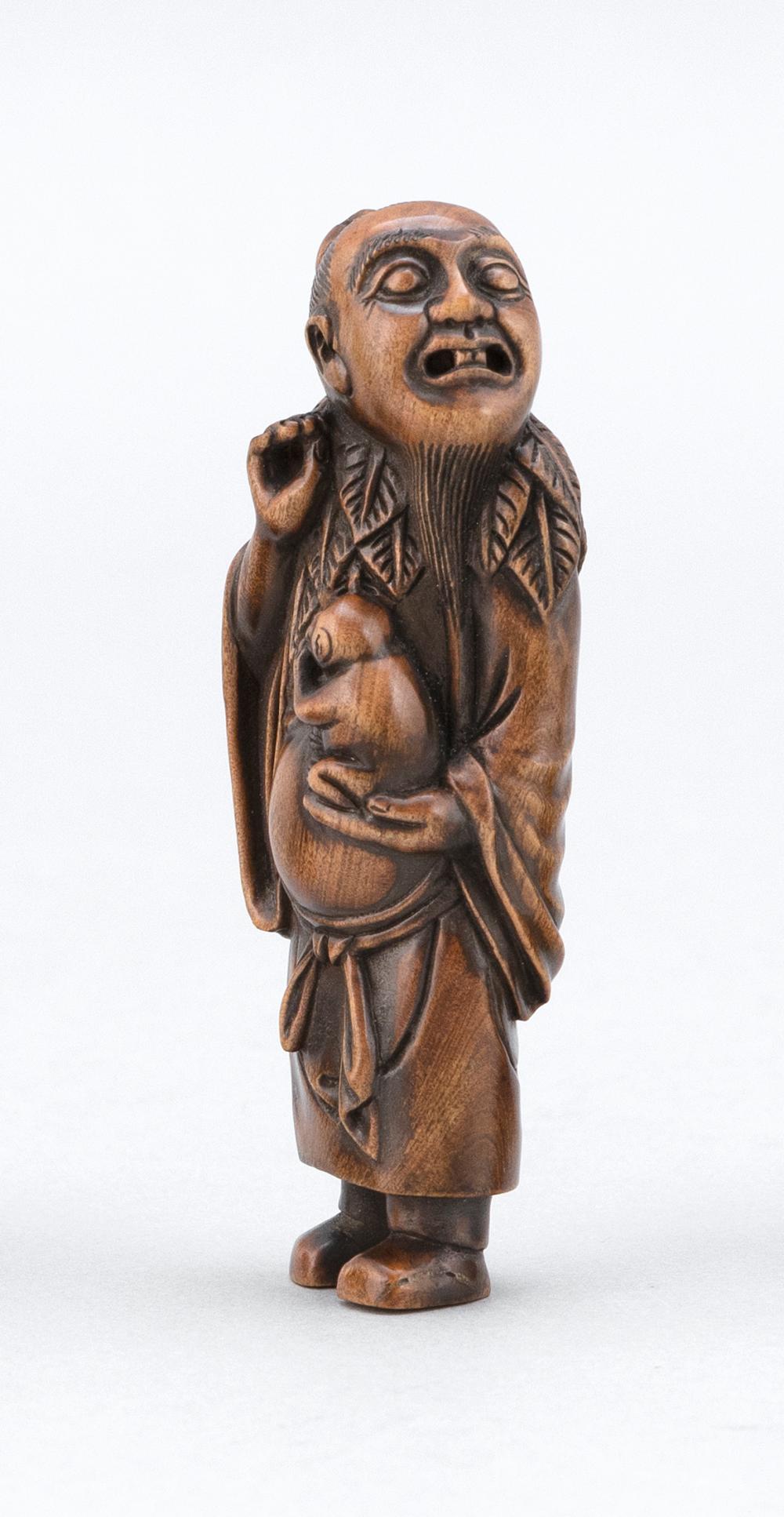JAPANESE WOOD NETSUKE 19TH