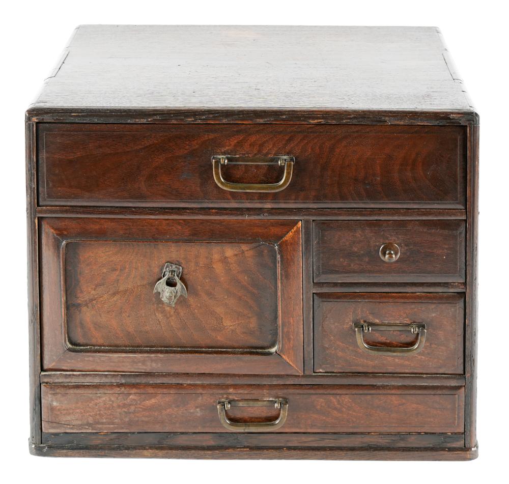 JAPANESE WOODEN JEWELRY BOXwith