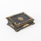 JAPANNED LAP DESK WITH SHELL I