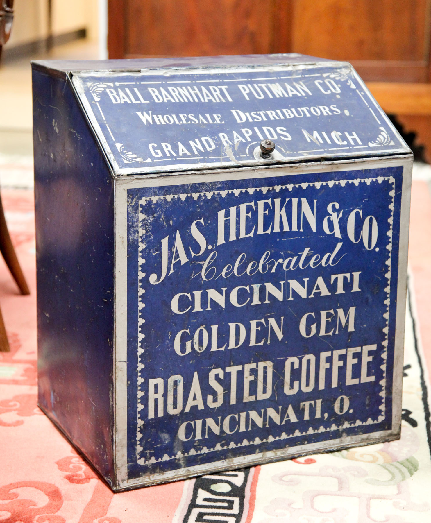 JAS. HEEKINS COFFEE BIN. 