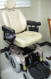 JAZZY ELECTRIC MOBILITY CHAIR