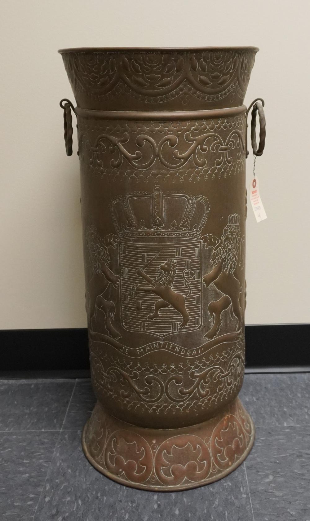 'JE MAINFRIENDRAI' CHASED COPPER