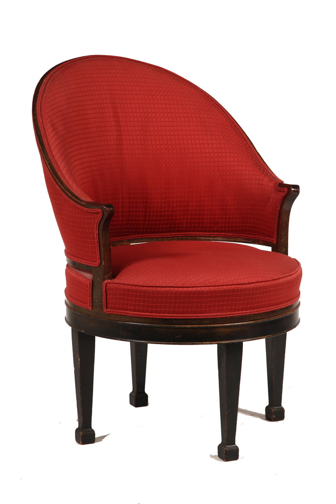 JEFFERSONIAN SWIVEL CHAIR -