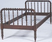 Jenny Lind-style Day Bed 19th
