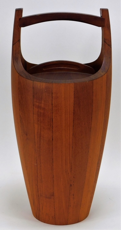 JENS QUISTGAARD FOR DANSK DESIGN
