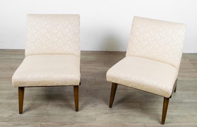 JENS RISOM PAIR OF LOUNGE CHAIRS