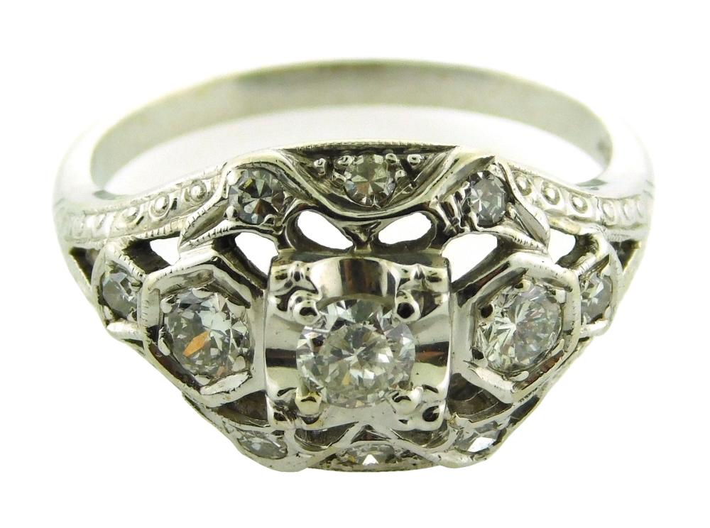 JEWELRY: 14K EDWARDIAN DESIGN
