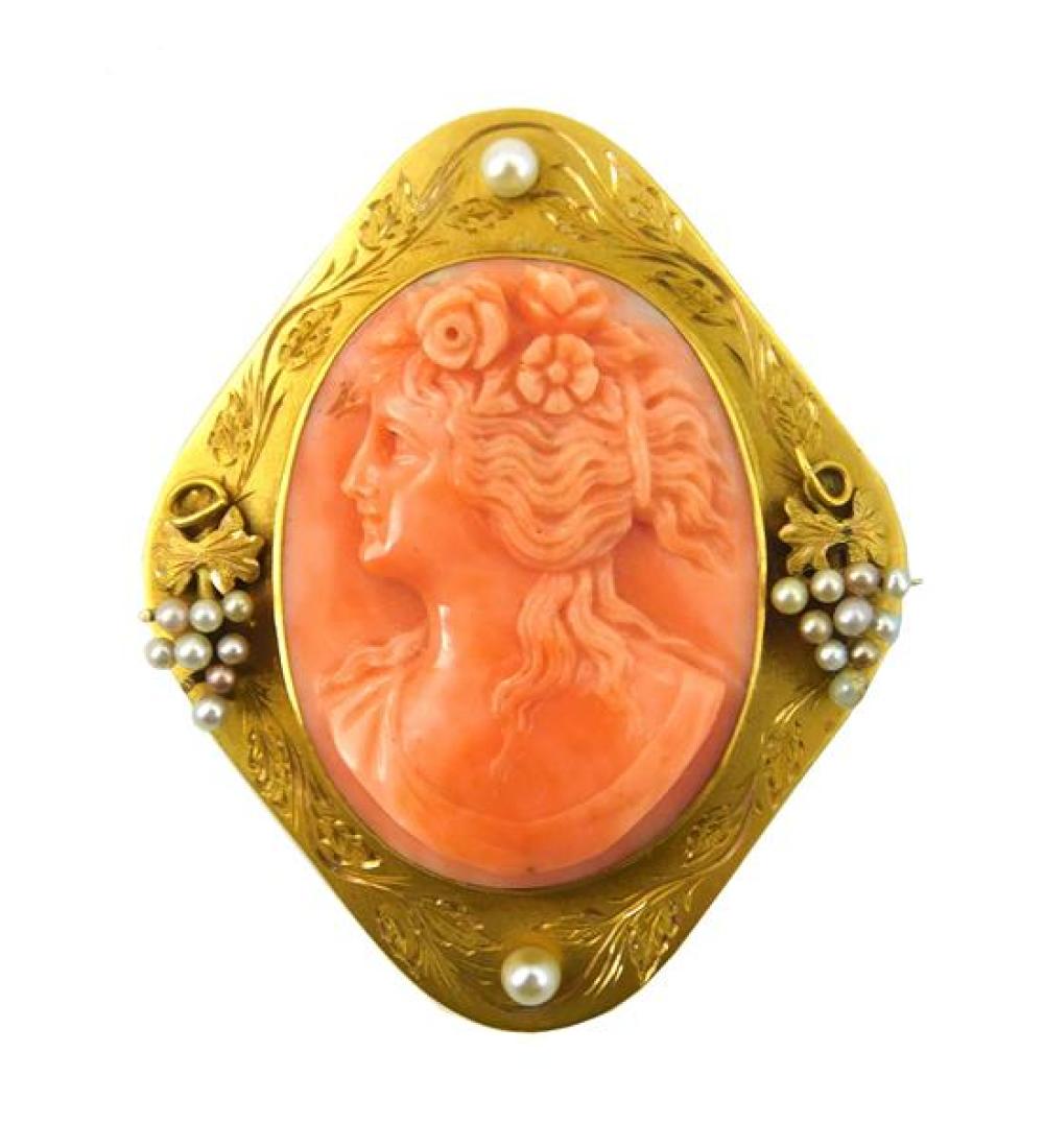 JEWELRY: 14K GOLD ANTIQUE CORAL AND