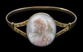 JEWELRY: 14K GOLD CAMEO BANGLE