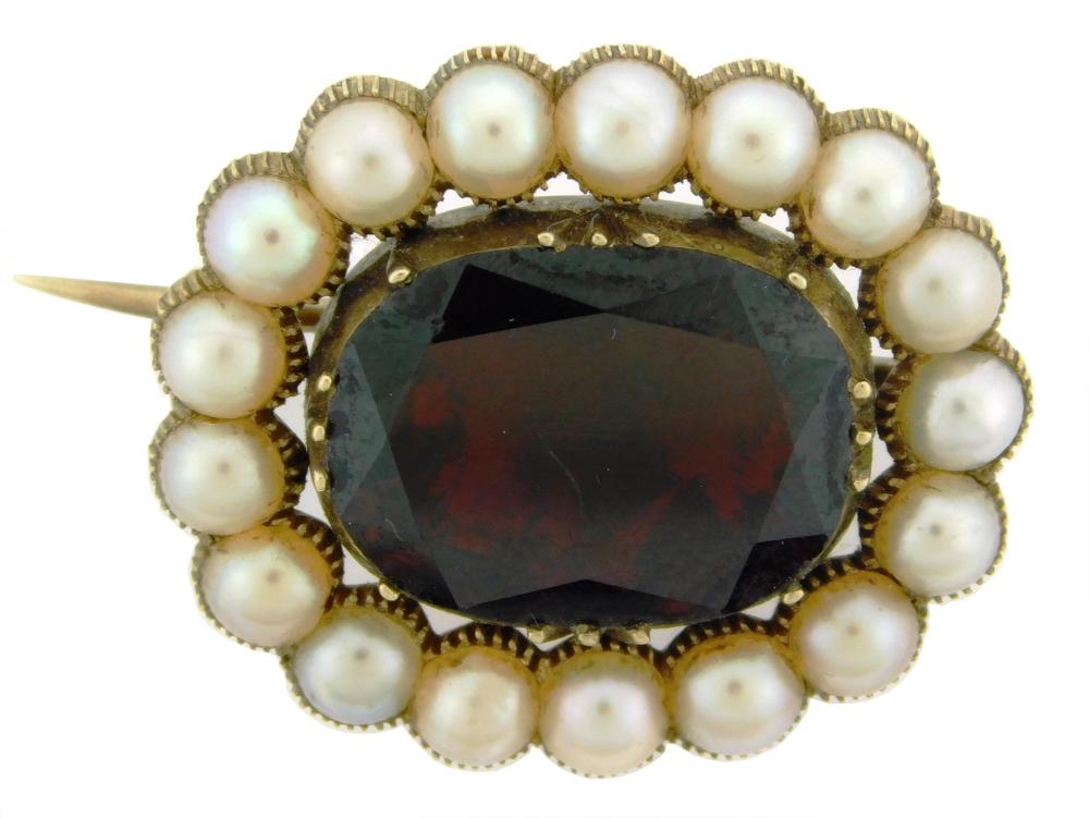 JEWELRY: 14K VICTORIAN GARNET AND