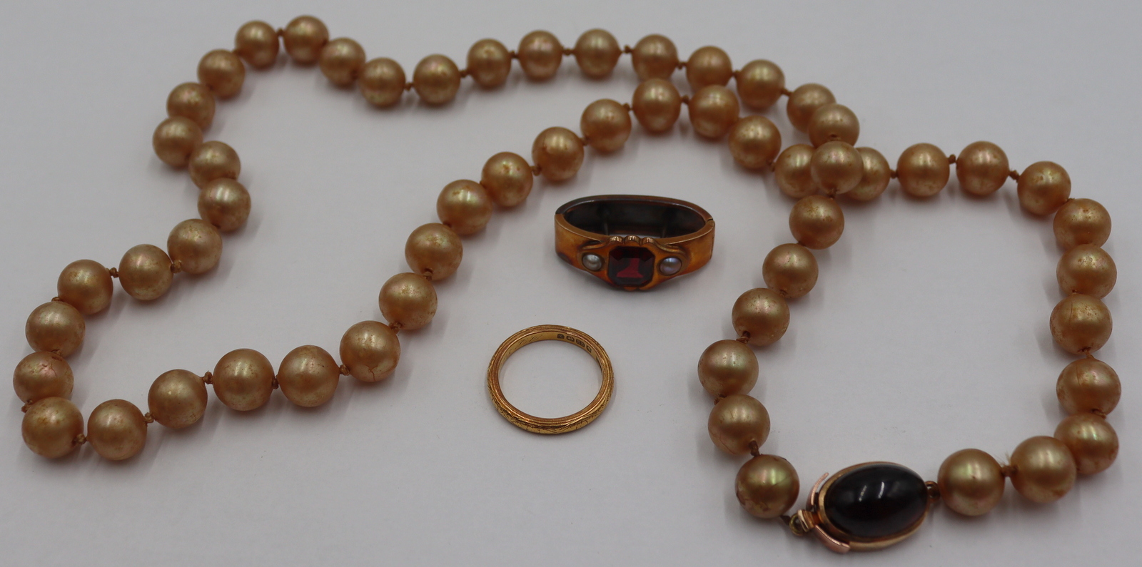 JEWELRY. 14KT AND 22CT GOLD JEWELRY
