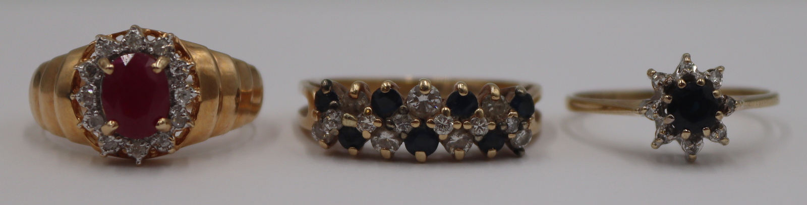 JEWELRY. 14KT AND 9CT GOLD RING