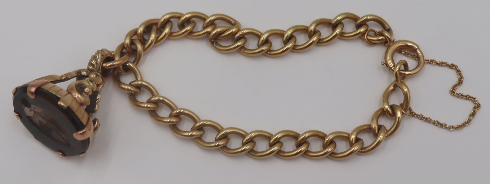 JEWELRY. 14KT GOLD BRACELET AND