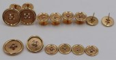 JEWELRY. 14KT GOLD CUFFLINK AN