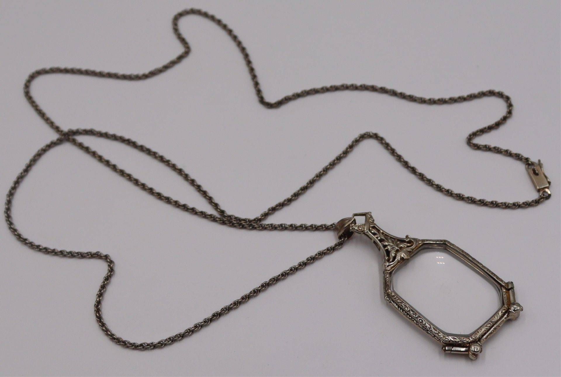 JEWELRY. 14KT GOLD FOLDING