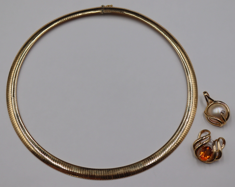 JEWELRY. 14KT GOLD OMEGA CHOKER