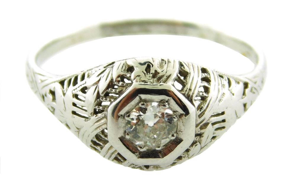 JEWELRY: 18K EDWARDIAN FILIGREE
