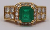 JEWELRY. 18K GOLD, EMERALD, AN