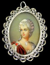 JEWELRY: 18K MINIATURE PORTRAI