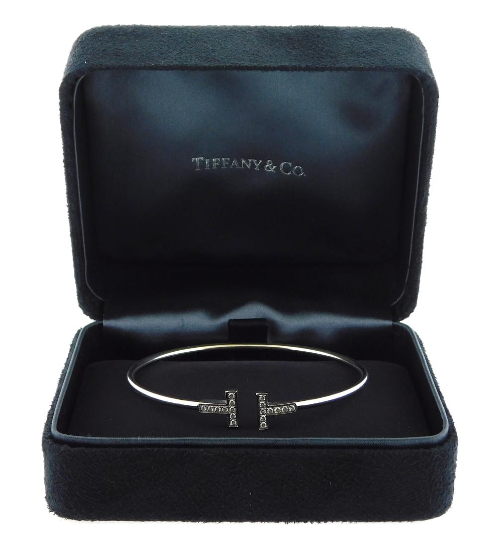 JEWELRY: 18K TIFFANY & CO.