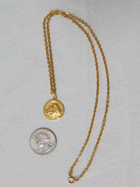 JEWELRY. 18K YELLOW GOLD PENDANT