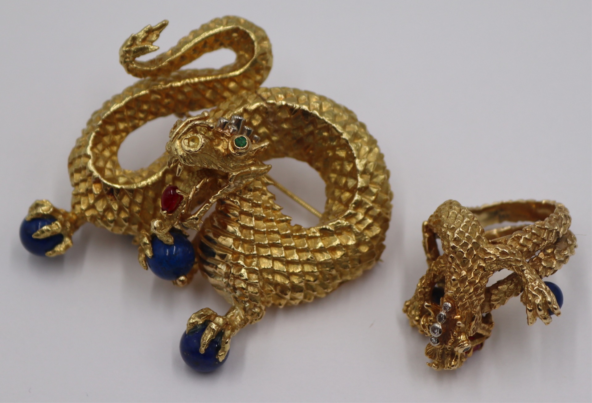 JEWELRY. 18KT GOLD AND COLORED