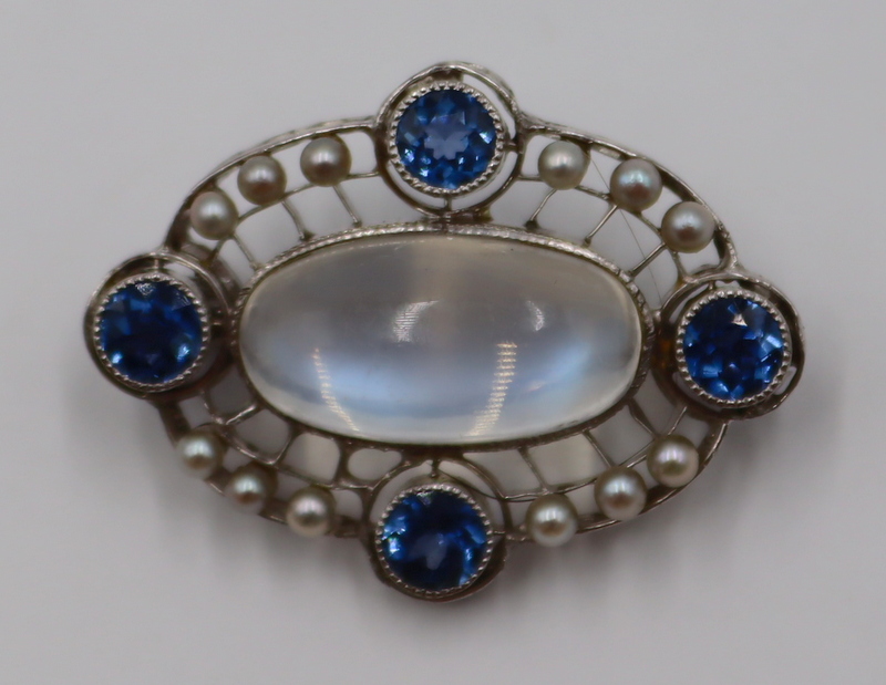 JEWELRY. 18KT GOLD, MOONSTONE AND