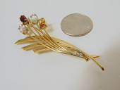 JEWELRY. 18KT YELLOW GOLD PIN