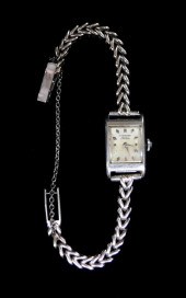 JEWELRY: 18KW INTERNATIONAL WA