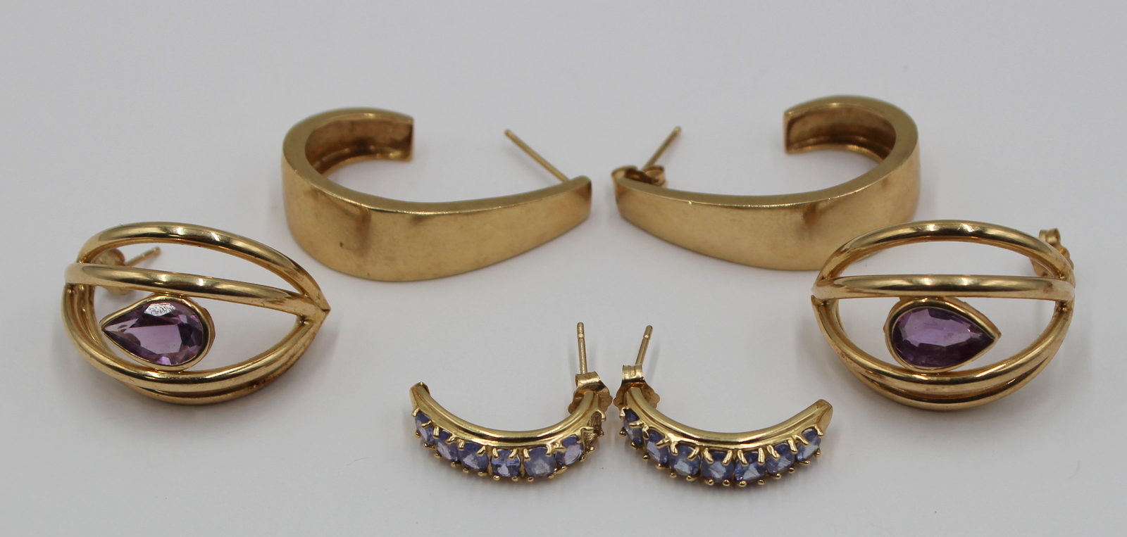 JEWELRY. (3) PAIR OF 14KT GOLD