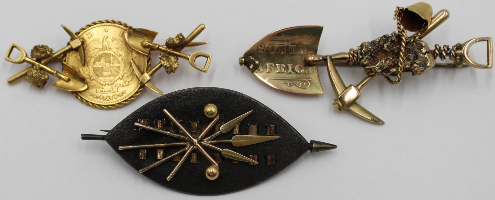 JEWELRY. (3) SOUTH AFRICAN GOLD AND