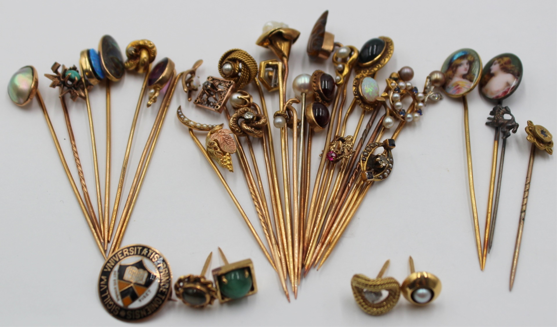 JEWELRY. (38) ASSORTED GOLD