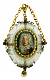 JEWELRY: ANTIQUE ROCK CRYSTAL