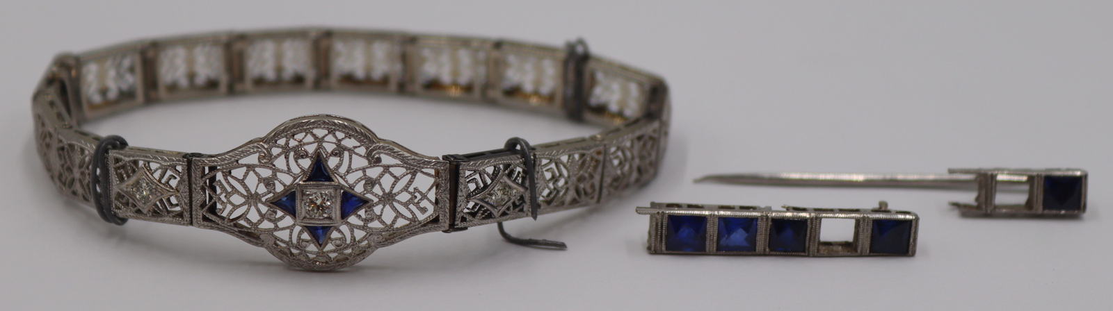 JEWELRY. ART DECO PLATINUM AND 14KT