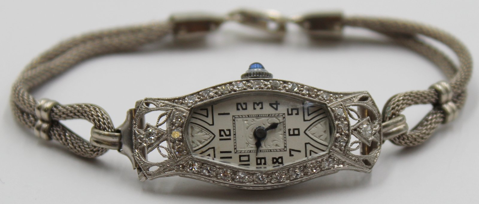 JEWELRY. ART DECO PLATINUM