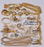 JEWELRY. ASSORTED COSTUME JEWE