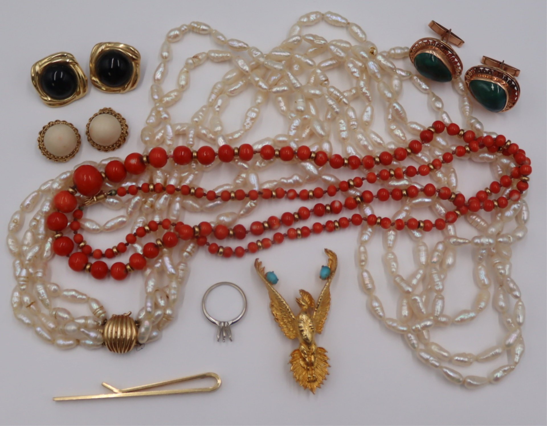 JEWELRY. ASSORTED ESTATE JEWELRY