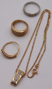 JEWELRY. ASSORTED GROUPING OF
