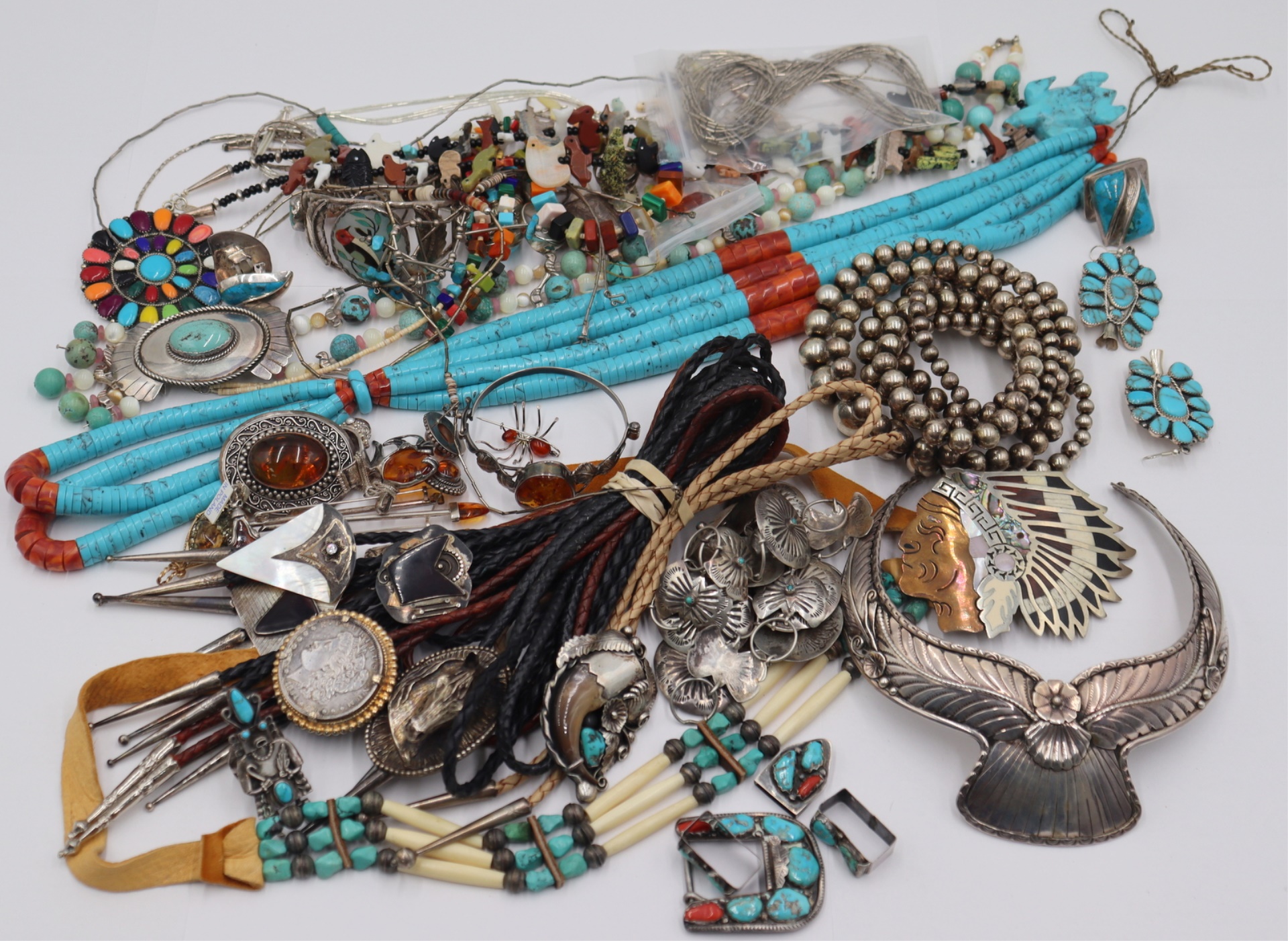 JEWELRY. ASSORTED GROUPING OF