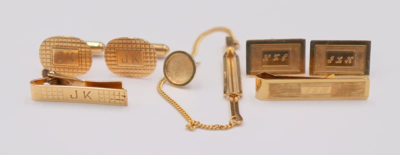 JEWELRY. ASSORTED MEN'S 14KT GOLD