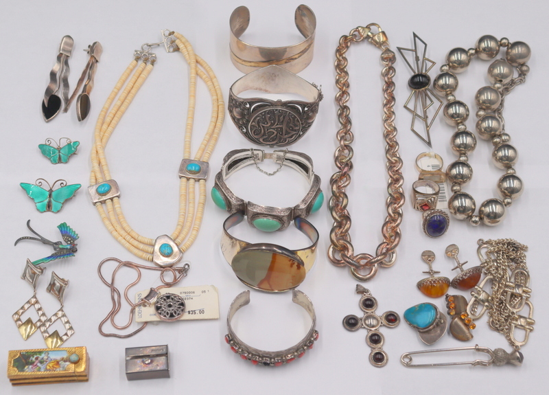 JEWELRY. ASSORTED SILVER AND