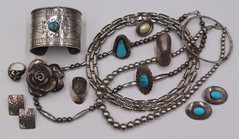 JEWELRY. ASSORTED SILVER JEWELRY