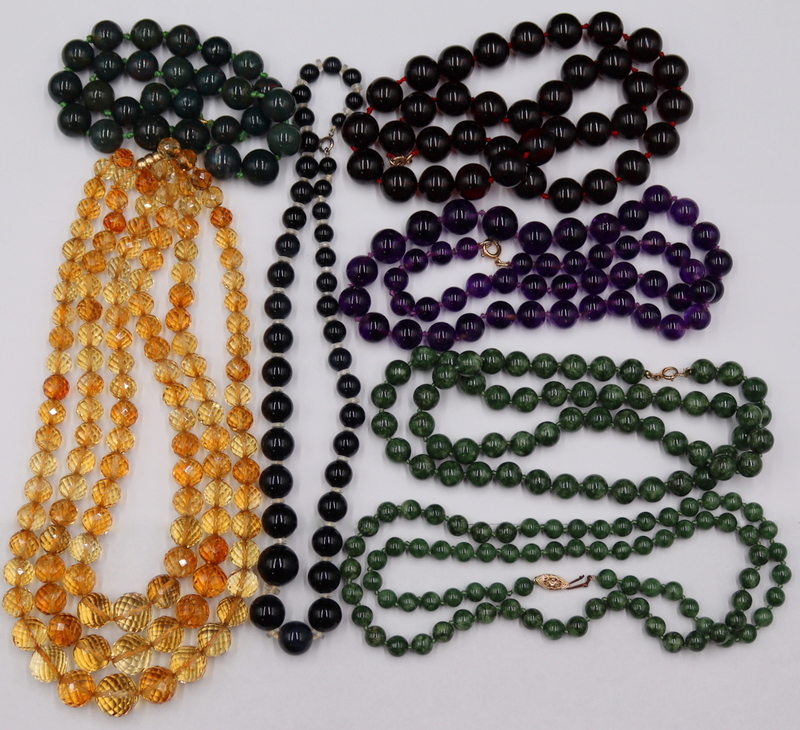 JEWELRY. COLLECTION OF (7) BEADED