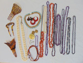 JEWELRY. COLLECTION OF COSTUME